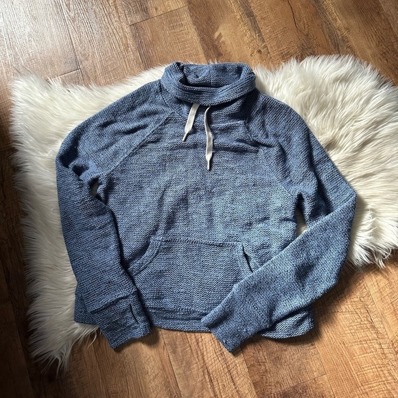 AERIE Snowday Mock Neck Sweatshirt - Picture 4 of 6